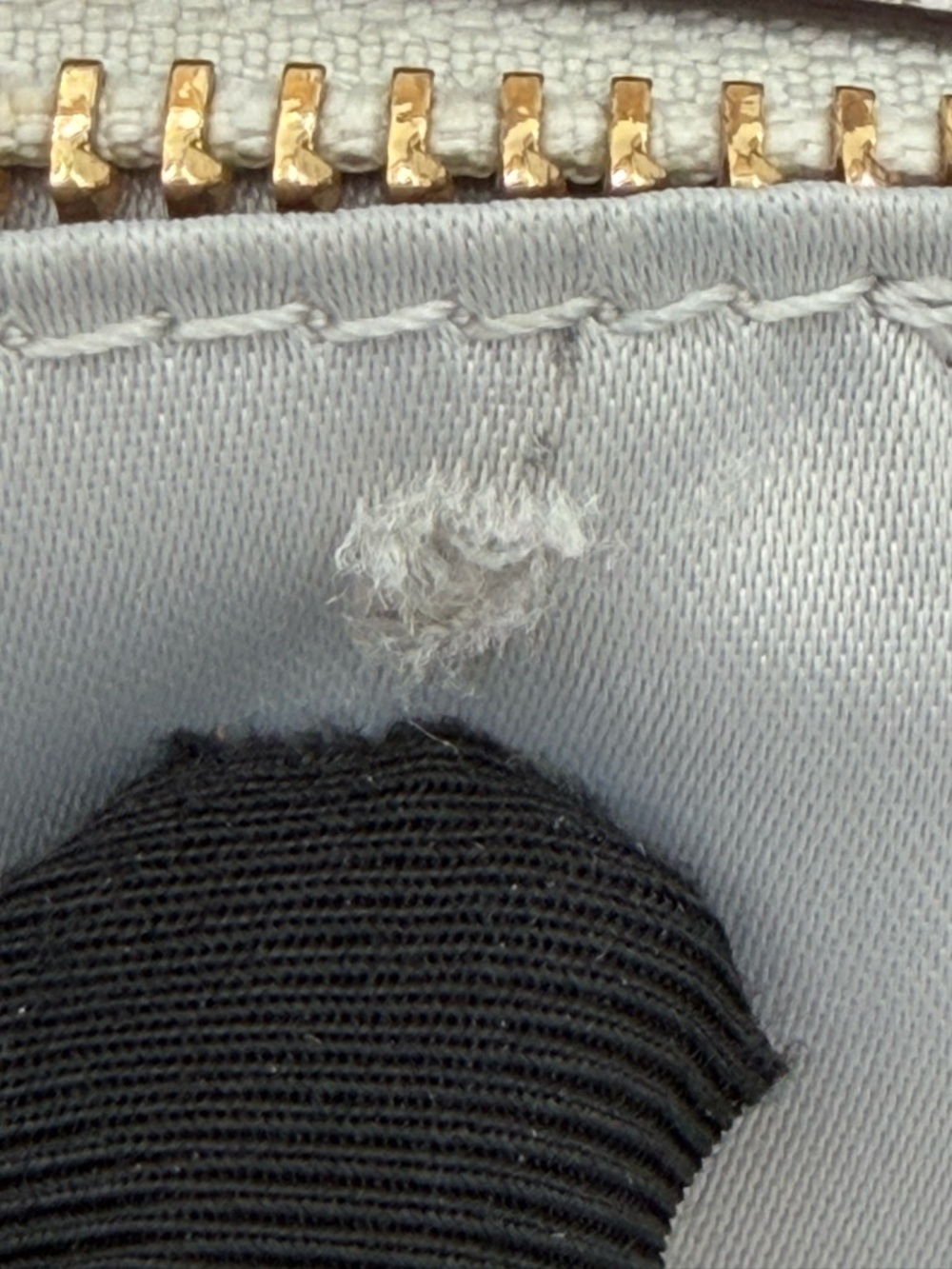 Coach Campbell Turnlock Leather Crossbody Bag F24843 in a Metallic Chalk Color - Picture 14 of 15